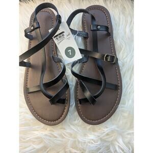 SOLD!!  NWT Sz 7 Universal Thread LAVINIA Black Crossband Women's Sandals